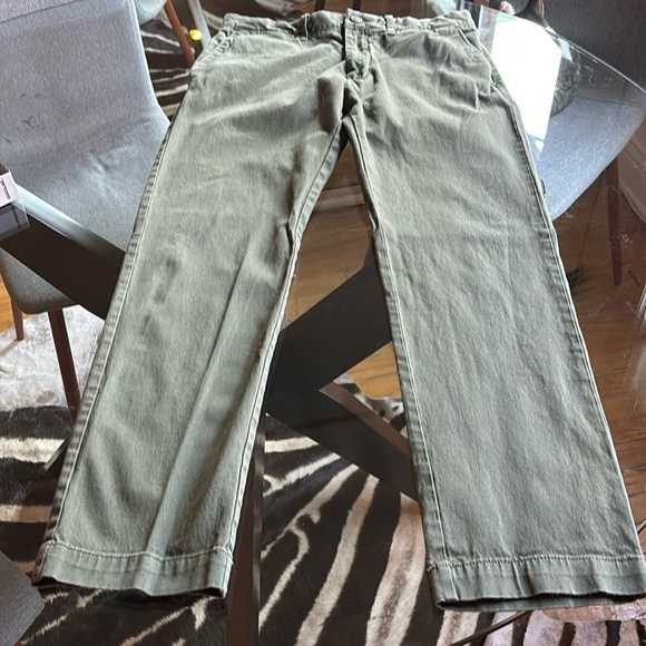 Green chinos - Picture 1 of 4